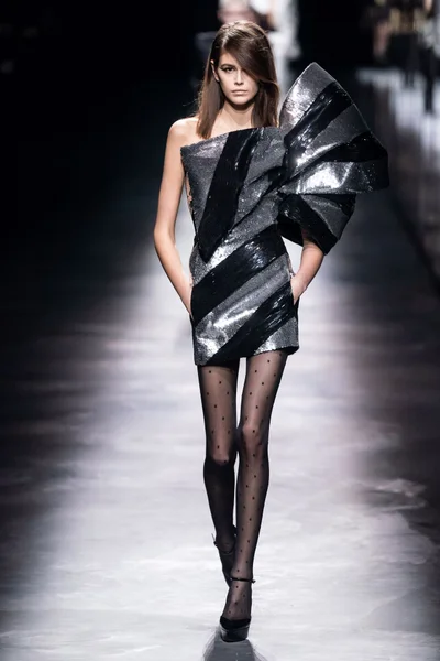 Look 6